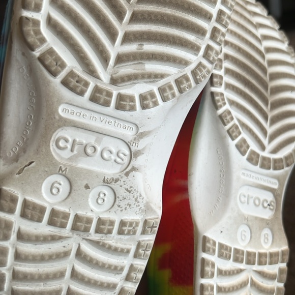Crocs Colorful Tie-Dye Clogs - Picture 6 of 12